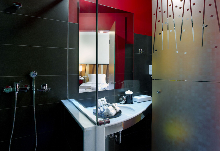 Bathroom 5, Lato Annex Boutique Rooms, Crete