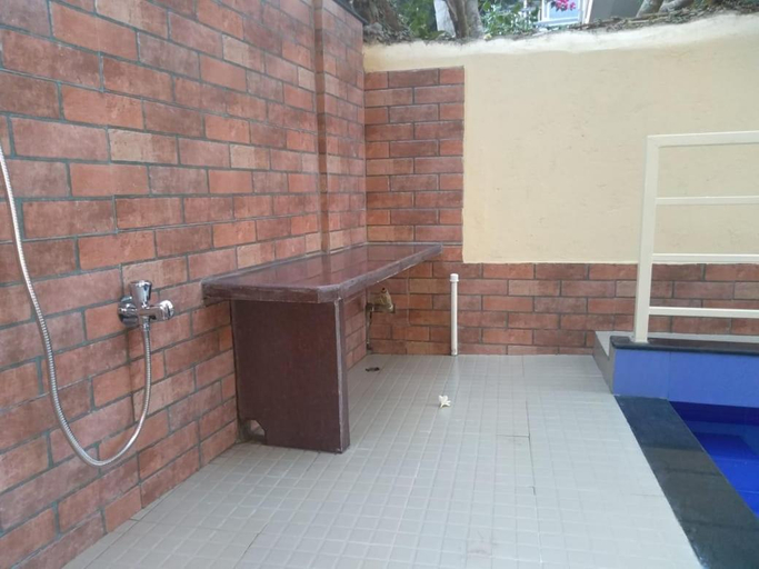 Bathroom 4, di CASA, North Goa
