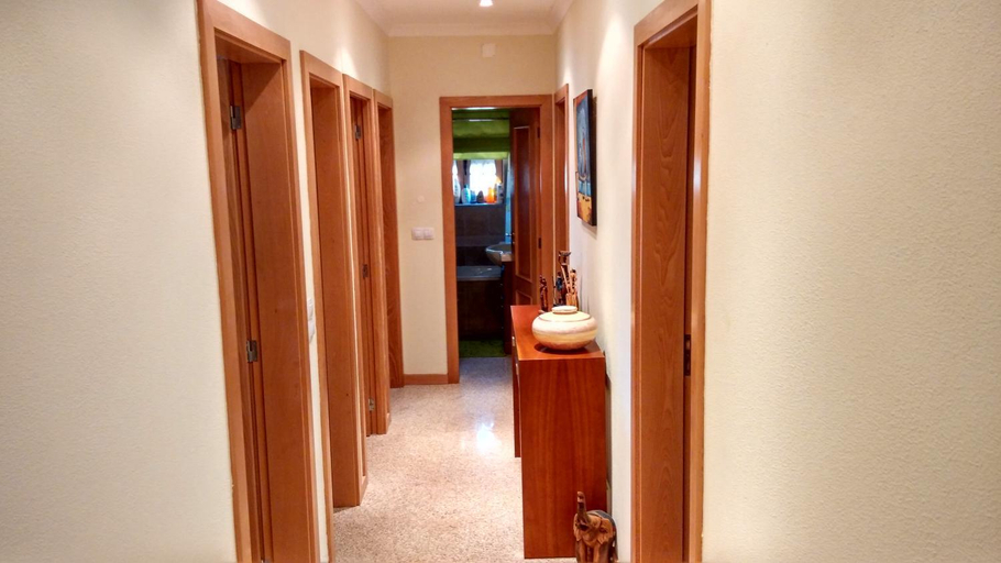 Others 4, Casa da Quinta, Oliveira do Hospital