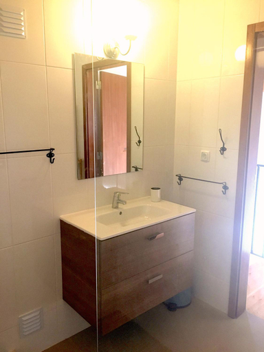 Bathroom 3, Quinta David, Portimão