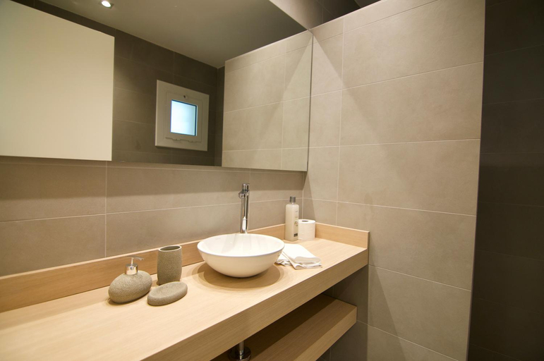 Bathroom 4, Luxury Beach House, Barcelona