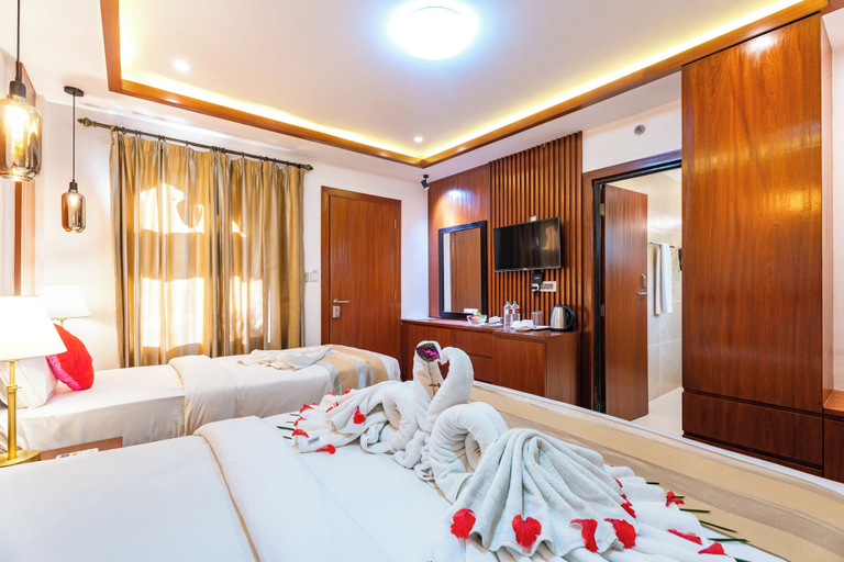 Bedroom 3, Hotel Seven Limited, Narayani