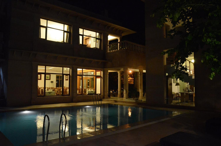 Sport & Beauty 4, The Birder's Inn, Bharatpur