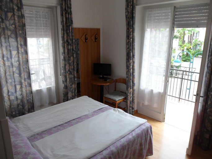 Bedroom 2, Hotel Rialto, Trento