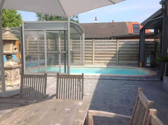 Others 2, B&B Agnes, West-Vlaanderen