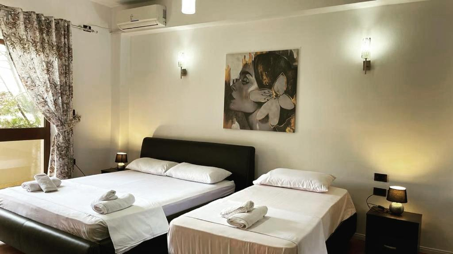 Bedroom 2, Hotel Ambasador Garden, Lezhës