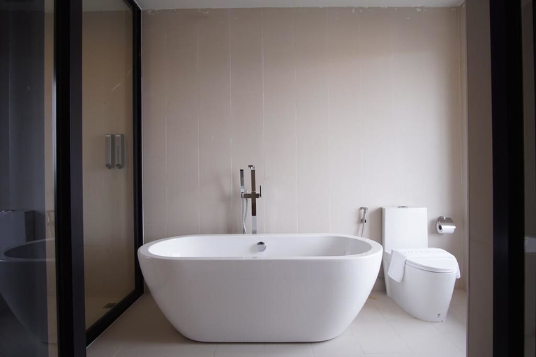 Bathroom 4, POR Santitham, Muang Chiang Mai