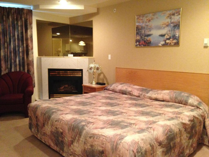 Others 4, Western Budget Motel Peace River, Division No. 19