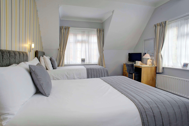 Bedroom 3, Best Western Reading Calcot Hotel, Reading