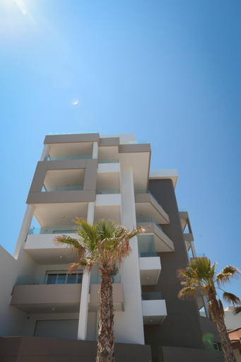 Others 5, Casa cielo&mare, Bari