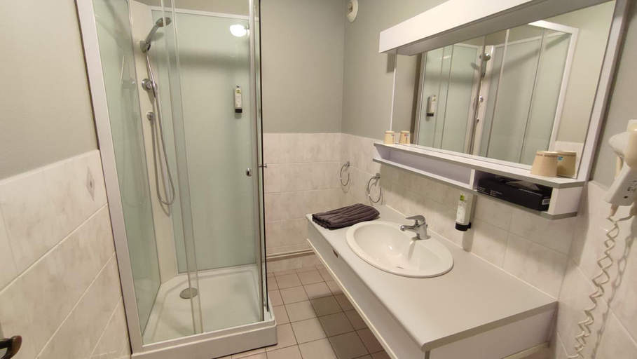 Bathroom 5
