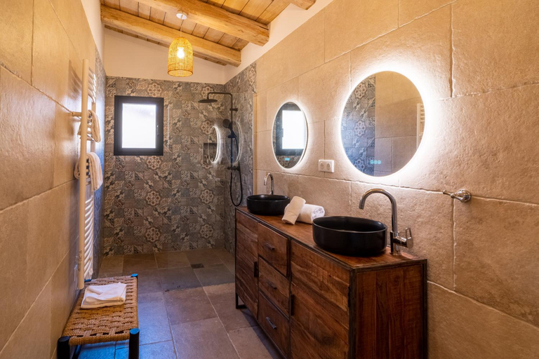 Bathroom 2, Residence U Frusteru, Corse-du-Sud