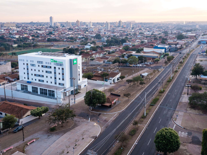 Exterior & Views 2, Ibis Styles Barretos, Barretos