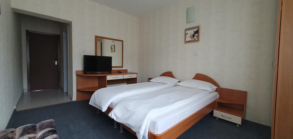 Others 2, Motel Monza, Blagoevgrad