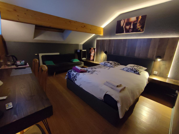 Bedroom 8
