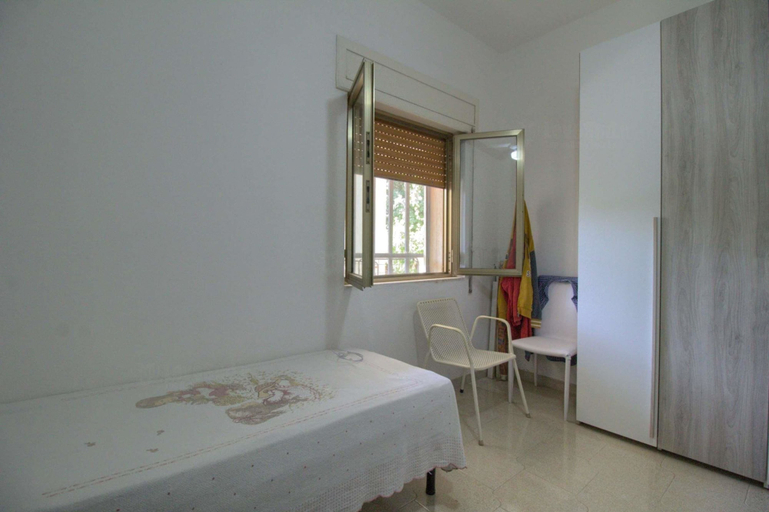 Bedroom 2, La Chioggia Fronte Spiaggia Specchiarica, Taranto