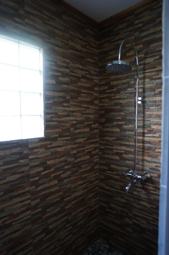 Bathroom 4, Chalet Bamboo Vert