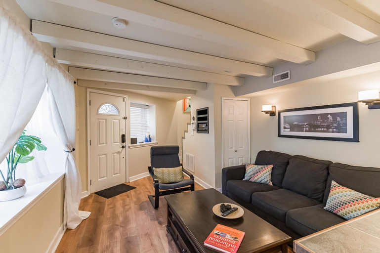 564 1/2 North Judson, Philadelphia