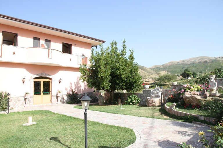 Others 5, Monte San Giovanni-Nebrodi Rooms, Messina