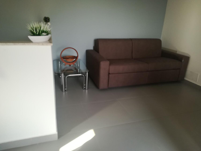 Others 5, Casa Felice, Ragusa