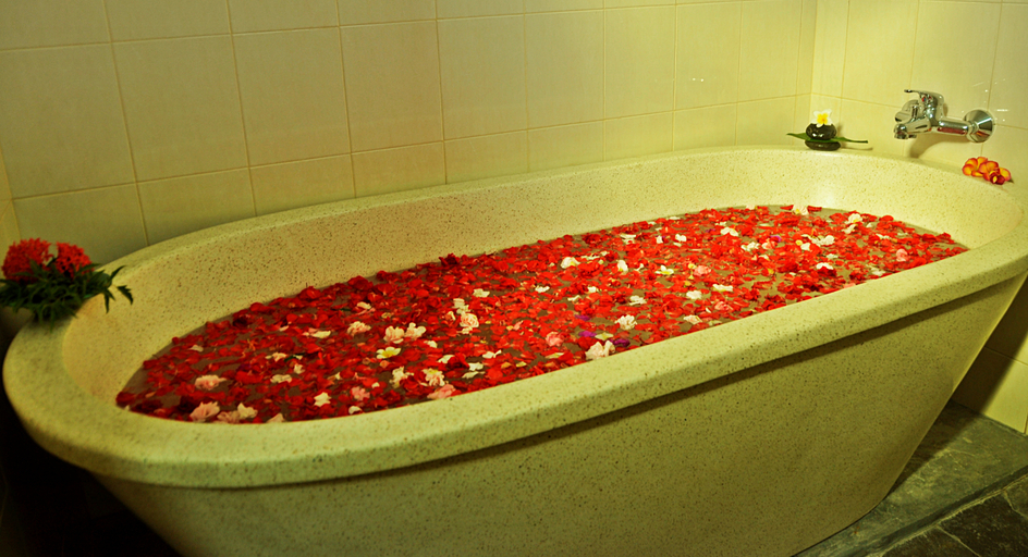 Bathroom 5, Nugraha Lovina Seaview Resort & Spa, Buleleng