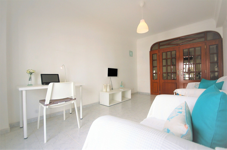 Bedroom 2, Dom Dinis em Quarteira T1, Loulé