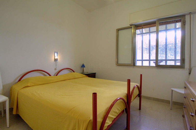 Bedroom 3, La Chioggia Fronte Spiaggia Specchiarica, Taranto
