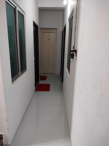 Others 4, Eben Service Apartment, Kancheepuram