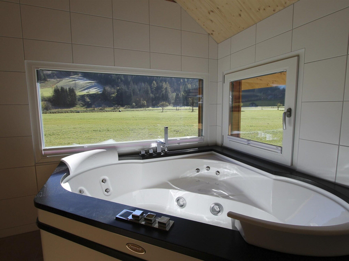 Bathroom 4, Luxurious Chalet in Murau with Outside Hot Tub, Murau