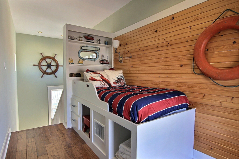 Bedroom 3, Summer House 181 SE, Nueces