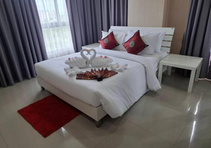 Bedroom 3, Baan Bangsarey hotels, Sattahip