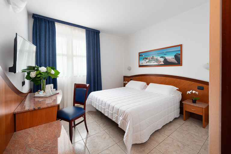 Bedroom 5, Rivoli Hotel, Torino
