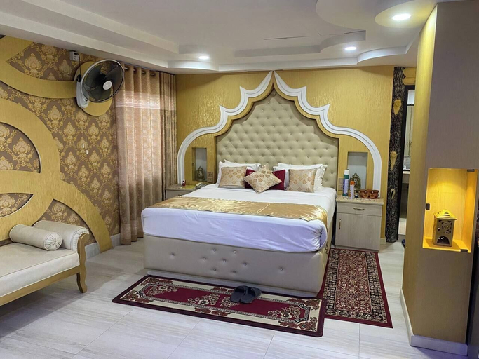 Room 2, The Silver Castle, Nasirabad