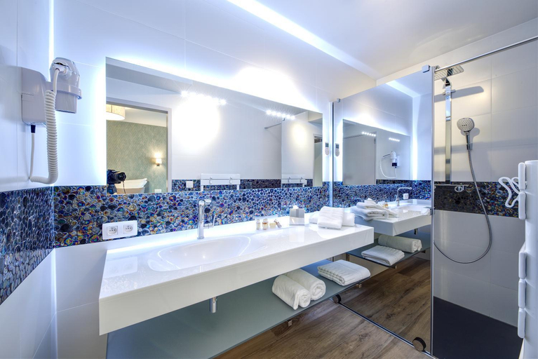 Bathroom 2, Au fil de l'eau, Hainaut