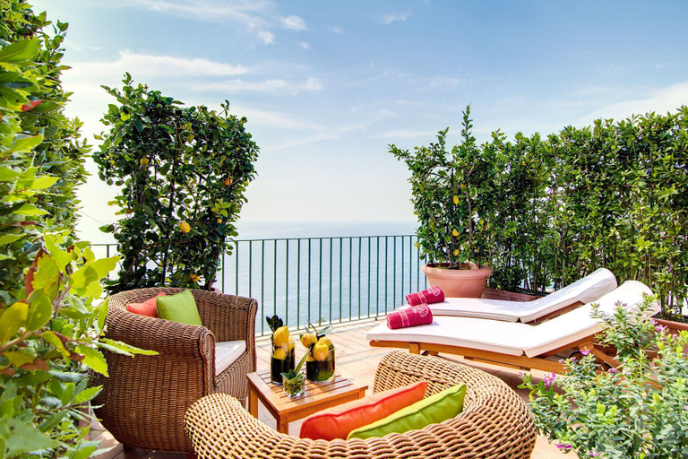 Others 4, Villa Luce, Salerno