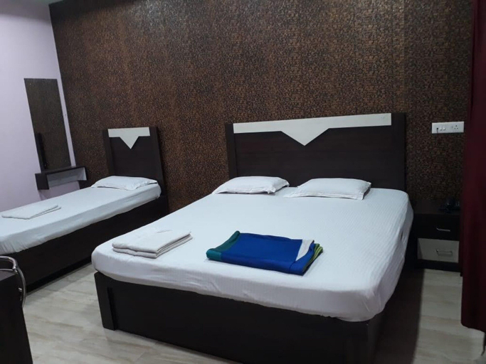 Bedroom 2, Goroomgo Royal Inn Bhubaneswar, Khordha