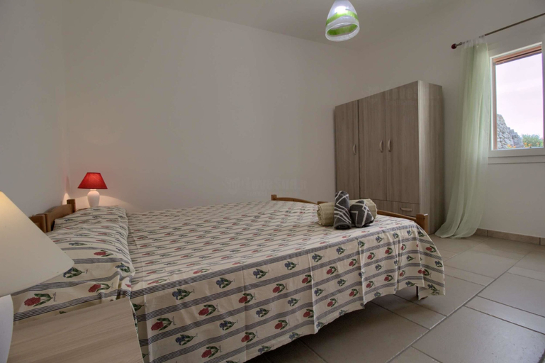 Bedroom 5, Li Cantori Typical Seaview Solution, Lecce