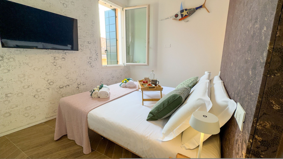 Room 5, Ca de la Corona by Ca-sa Check, Venezia