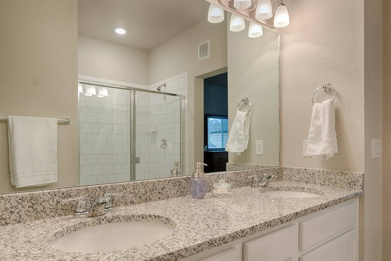 Bathroom 3, 3BR Mtn Viewsluxury Townhomecentral Locationac, El Paso