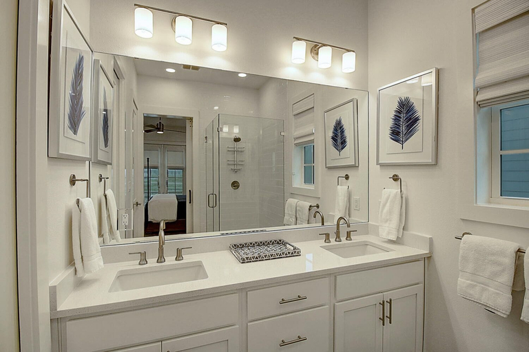 Bathroom 4, Porcho Myarda 285 HI, Nueces