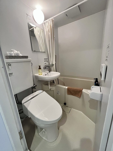 Bathroom 5, Rozy Hotel Namba, Osaka