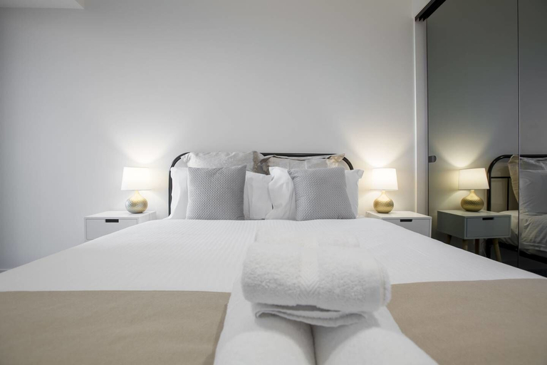 Bedroom 3, Sumptuous Incredible Cozy 2 Bed Near Cbd, Melbourne