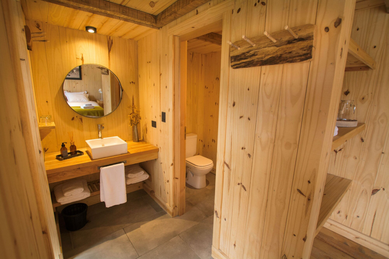 Bathroom 4, Hermoso Eco Lodge, Lacar