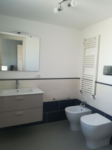 Bathroom 3, Casa Felice, Ragusa