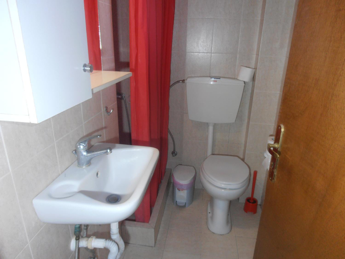 Bathroom, Melia, Central Greece