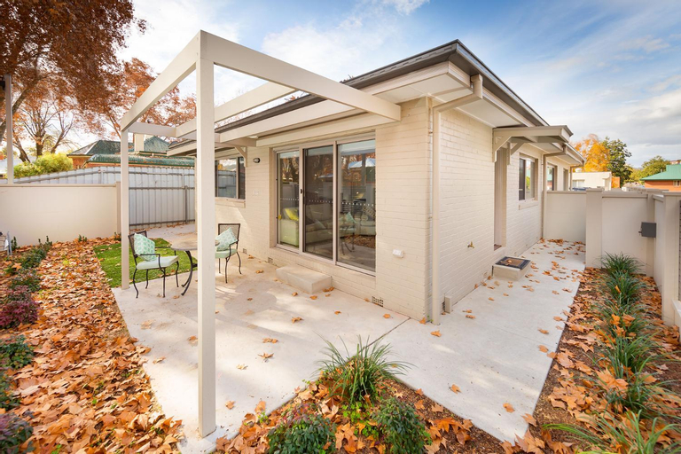 Central Sojourn on Wilcox, Albury