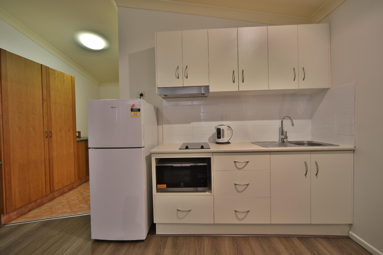 Dining Room 16