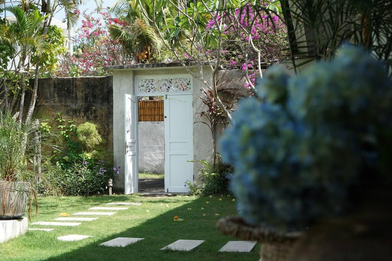 Others 3, Villa Jalun, Badung