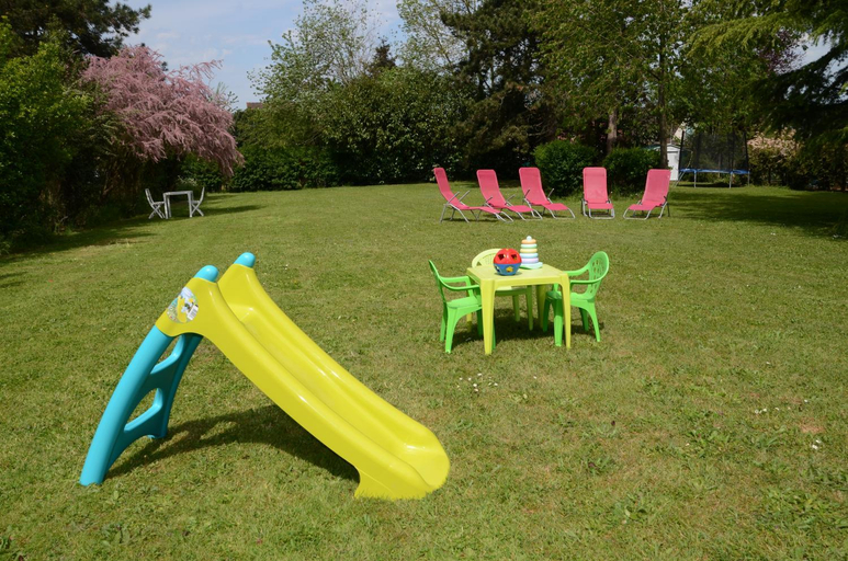 Others 2, Villa avec piscine proche Disneyland et Paris, Seine-et-Marne