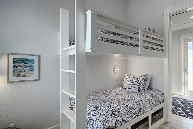 Bedroom 2, Seahorse Cottage 230 RO C1, Nueces